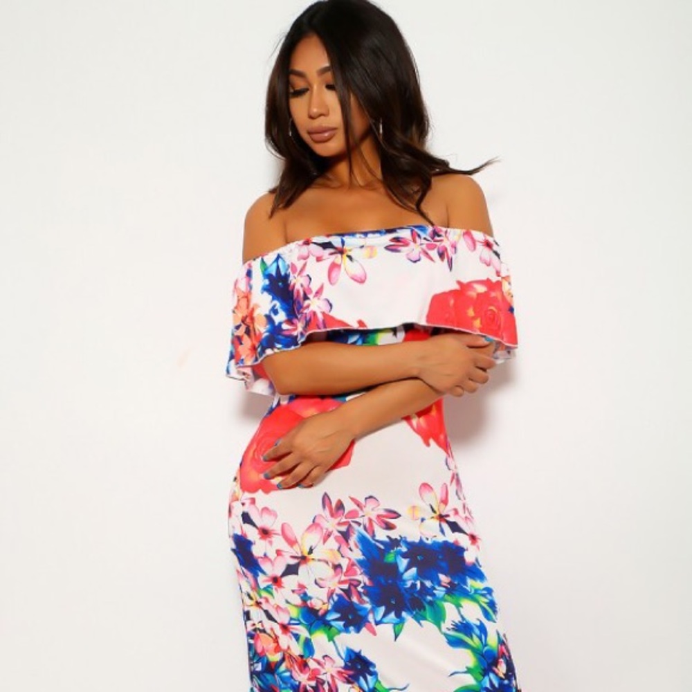 White & Navy Off The Shoulders Maxi Dress